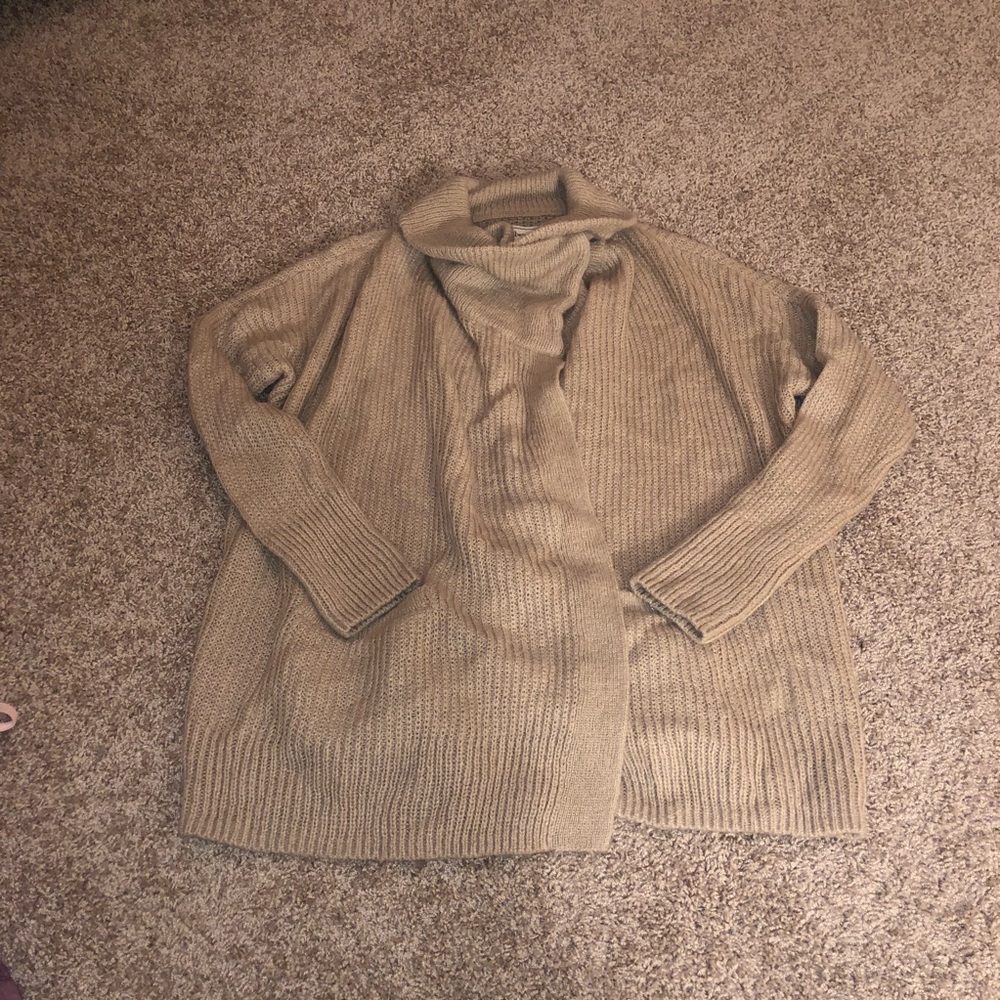 Abercrombie & Fitch Sweater